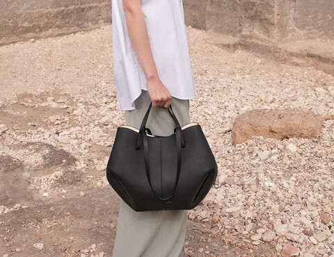 Eloura - Black - Dotfits